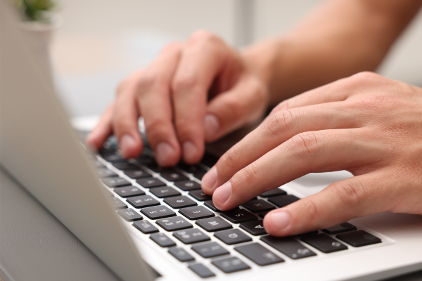 jak_psat_texty_pomoci_ai_softema_blog